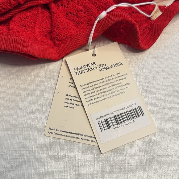 NWT MONDAY SWIMWEAR PALERMO SKIRT - CHILI PEPPER LACE CROCHET - Picture 2 of 6